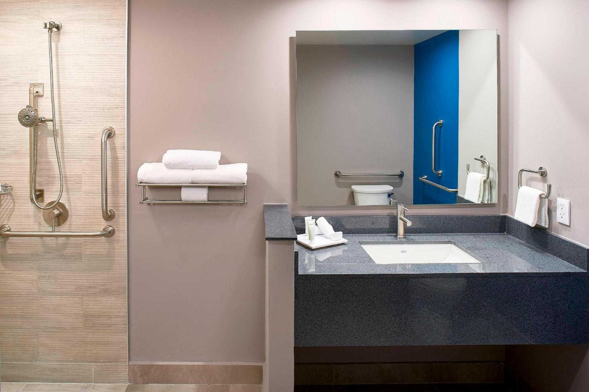 Fairfield Inn & Suites By Marriott Aguascalientes Ngoại thất bức ảnh